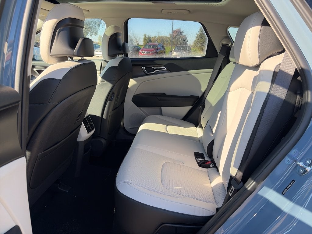 2027 Kia Sportage Hybrid EX