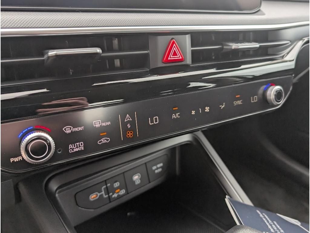 2026 Kia K5 LXS