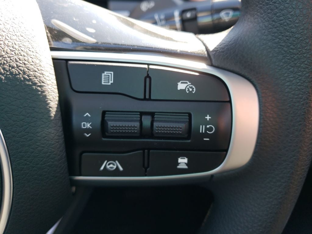 2026 Kia K5 LXS