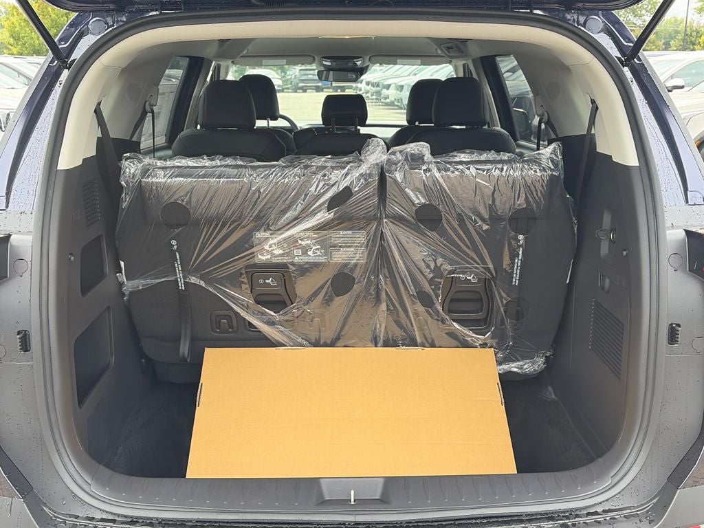 2027 Kia Carnival LXS