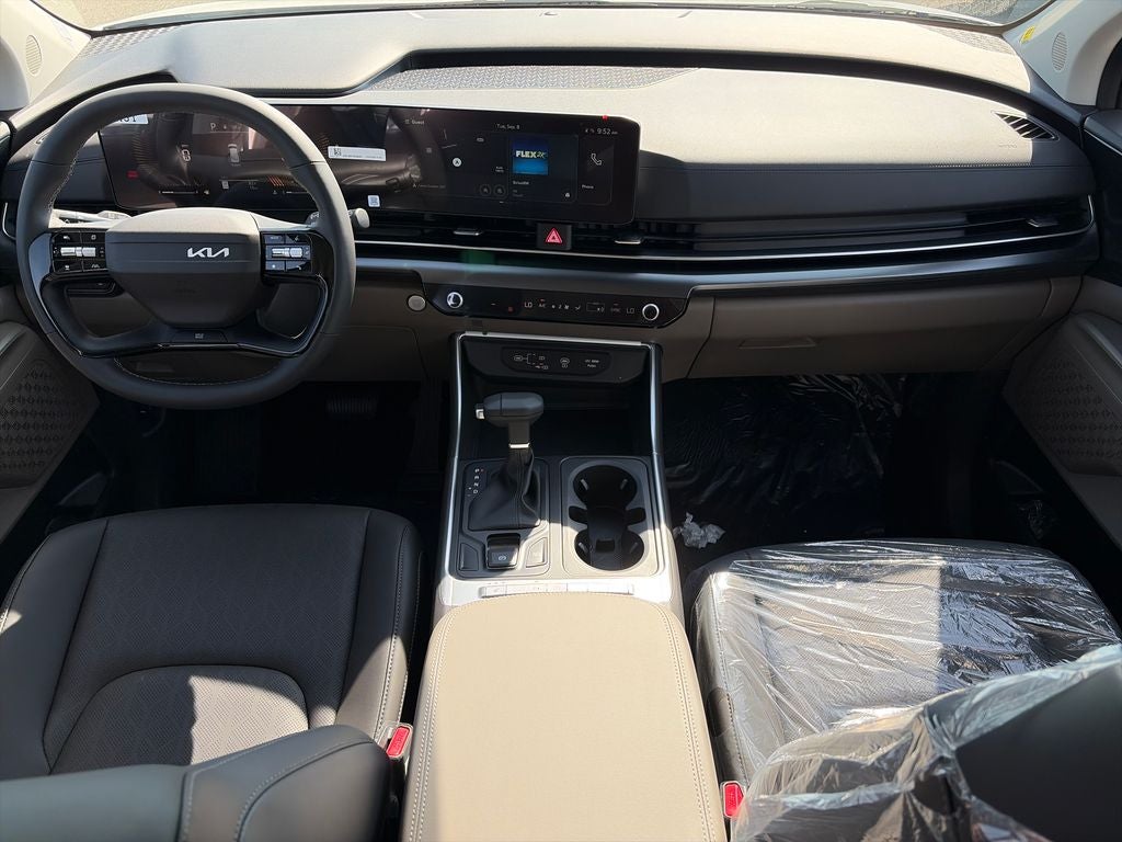 2027 Kia Carnival LXS