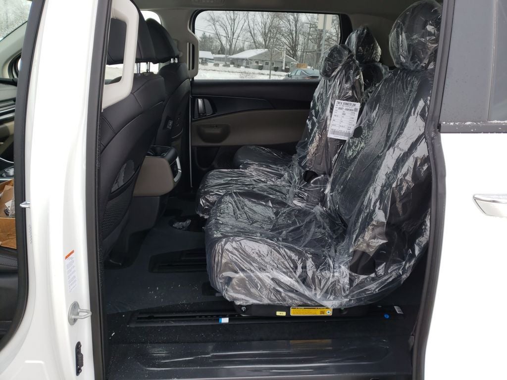 2026 Kia Carnival Hybrid LXS