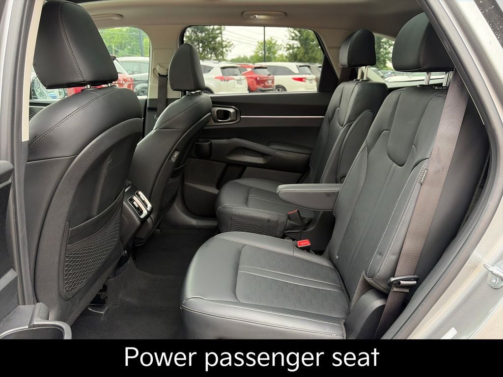 2025 Kia Sorento Hybrid EX