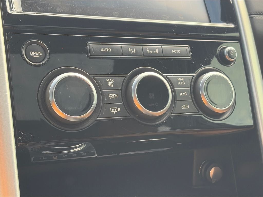 2020 Land Rover Discovery HSE