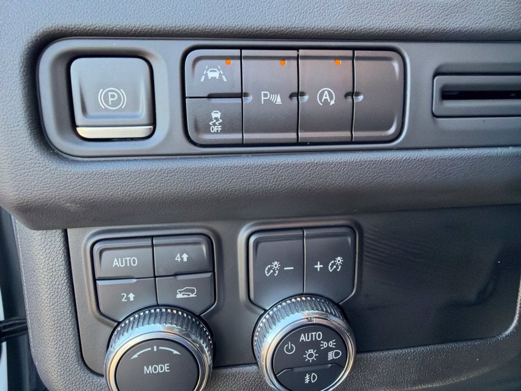 2023 GMC Yukon SLE