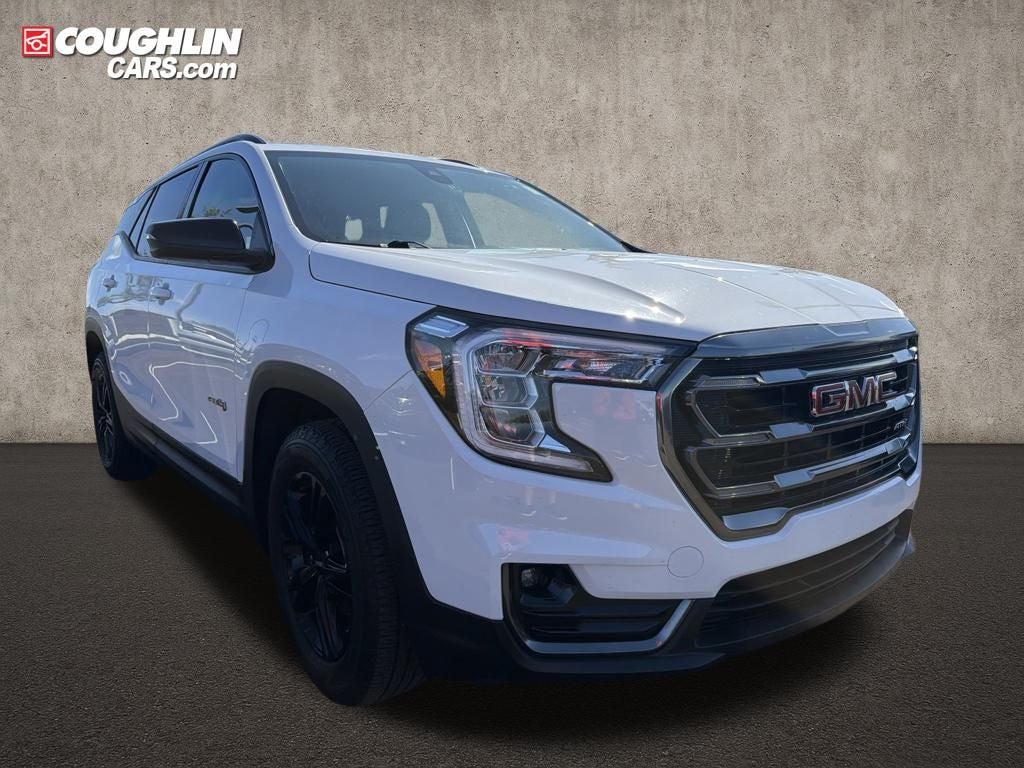2024 GMC Terrain AT4