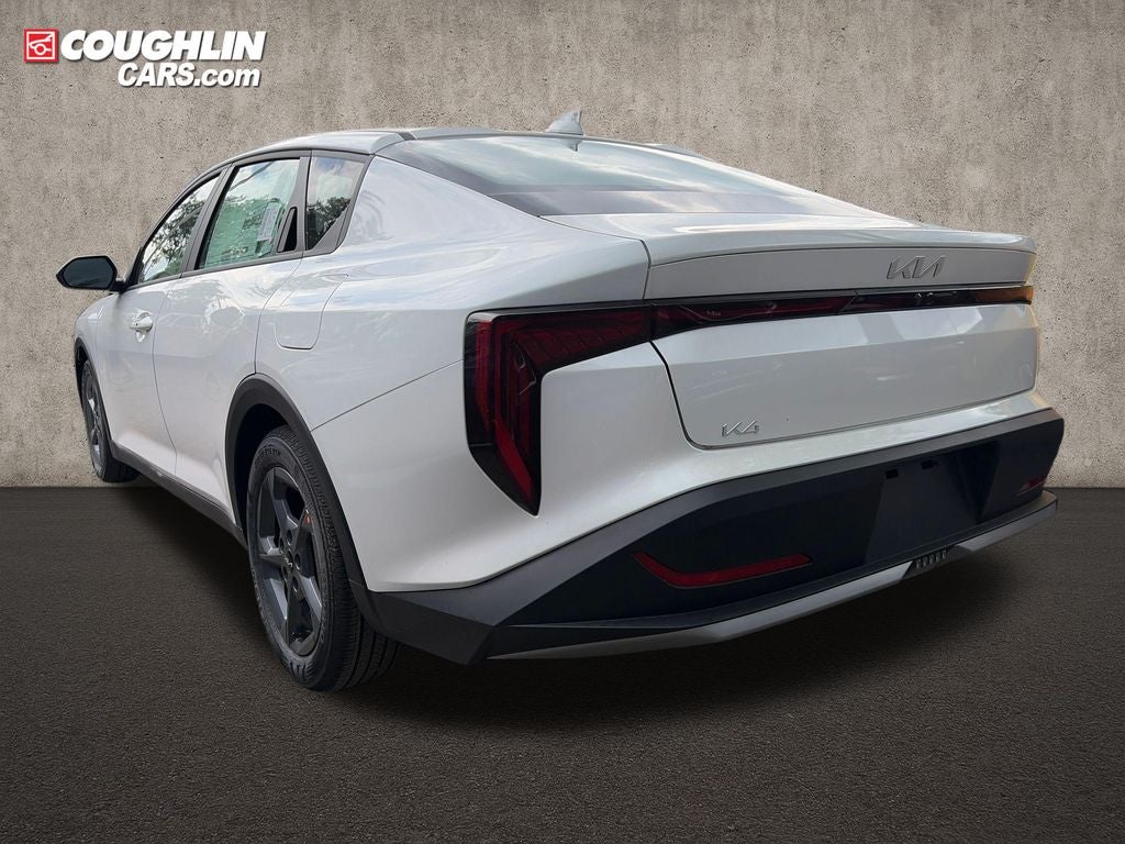 2026 Kia K4 LXS