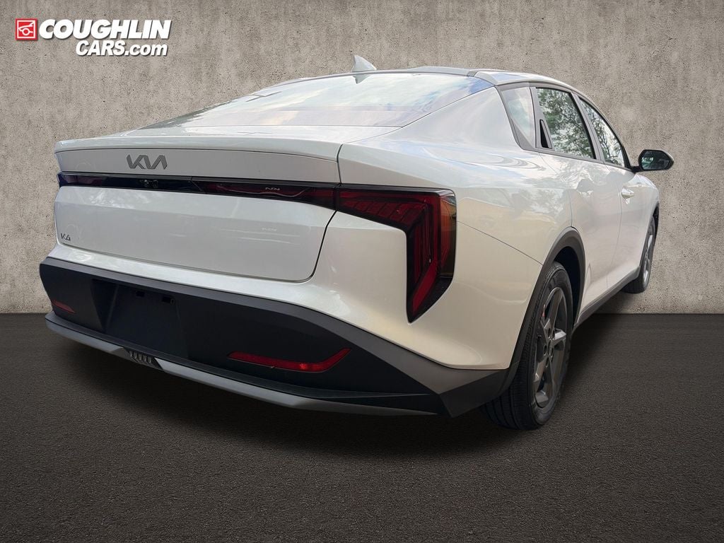2026 Kia K4 LXS