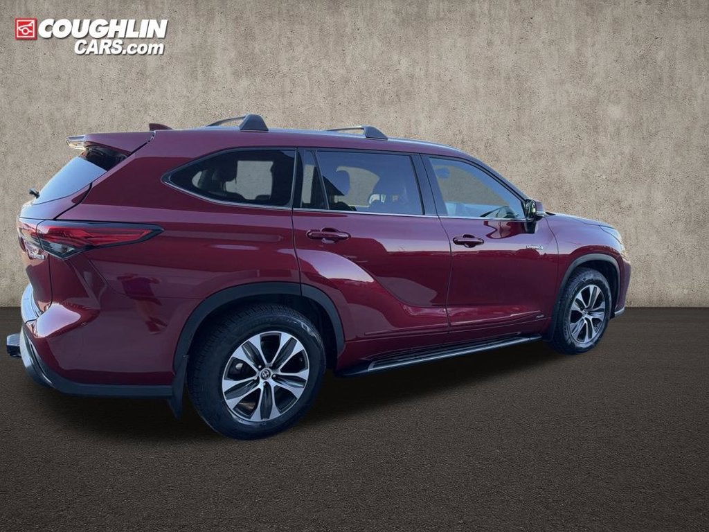 2021 Toyota Highlander Hybrid XLE