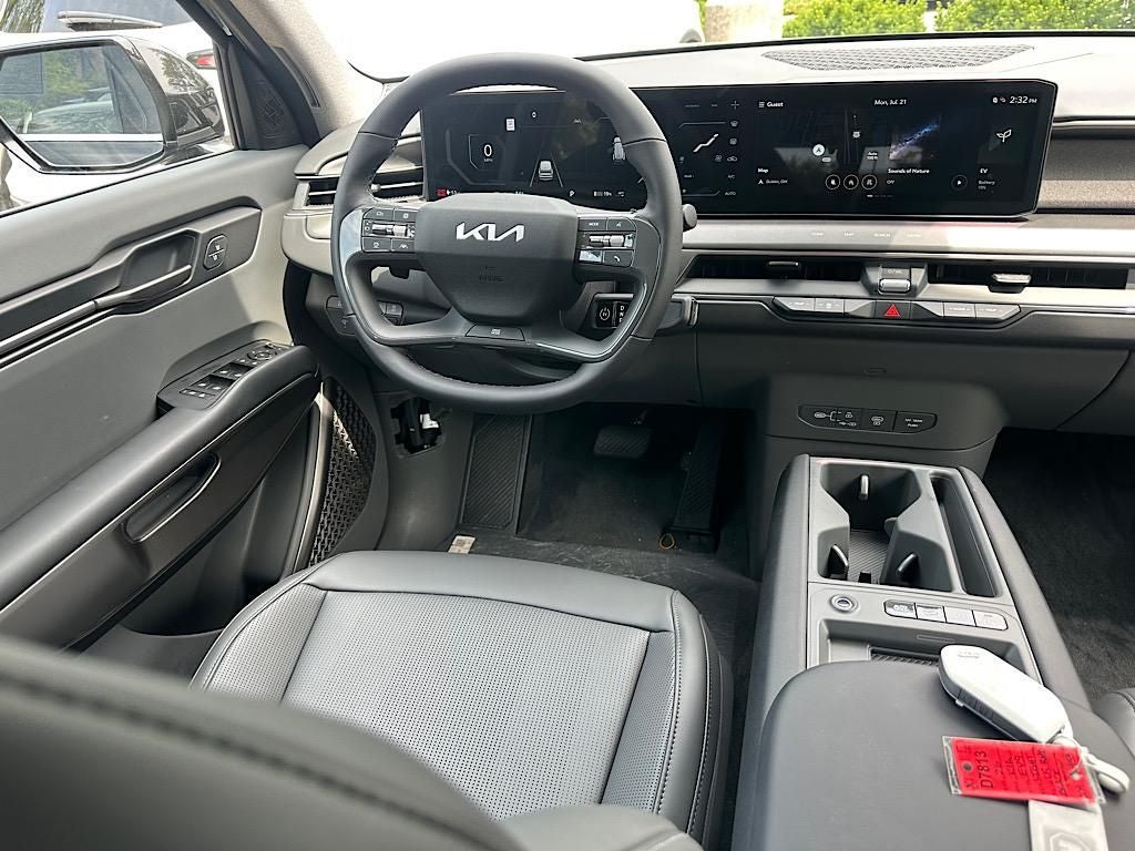 2026 Kia EV9 Light Long Range