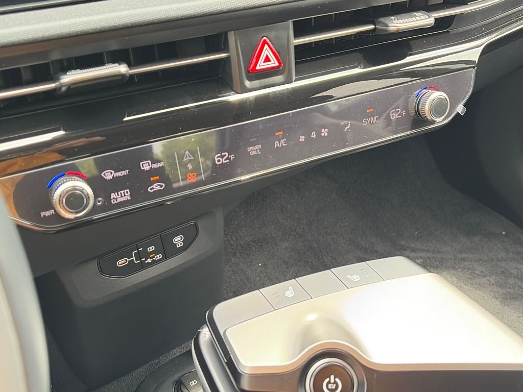 2026 Kia EV6 Light