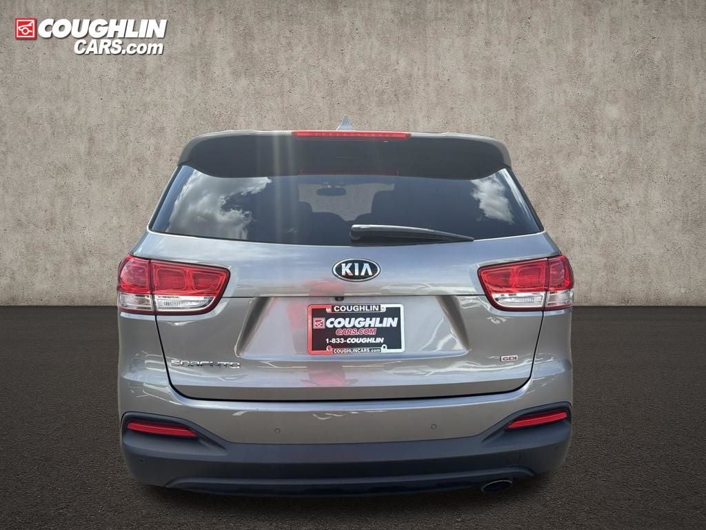 2016 Kia Sorento LX