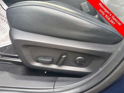 2022 Mitsubishi Outlander Base