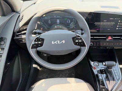 2026 Kia Niro SX