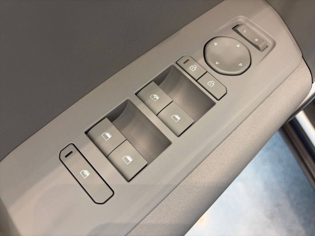 2027 Kia Seltos LX