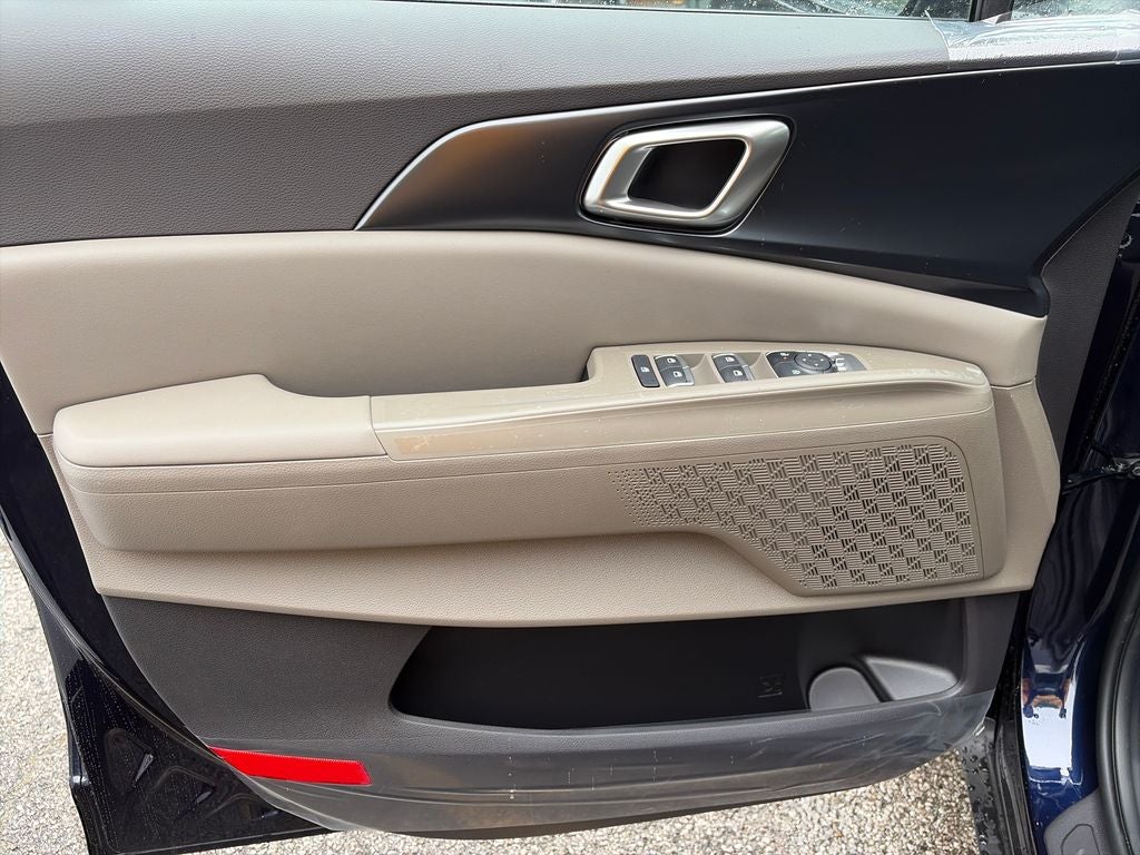 2026 Kia Carnival Base