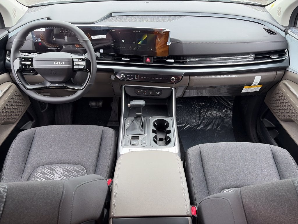 2027 Kia Carnival LX