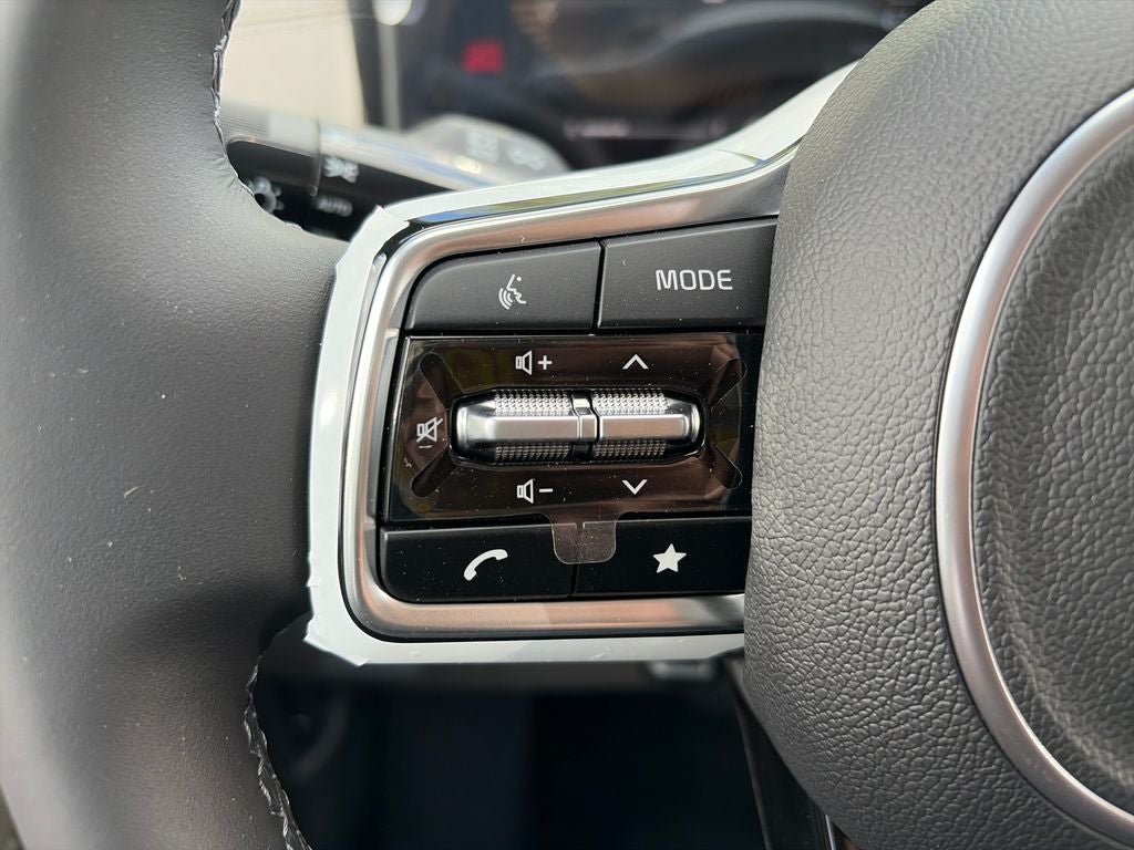 2026 Kia Carnival Base