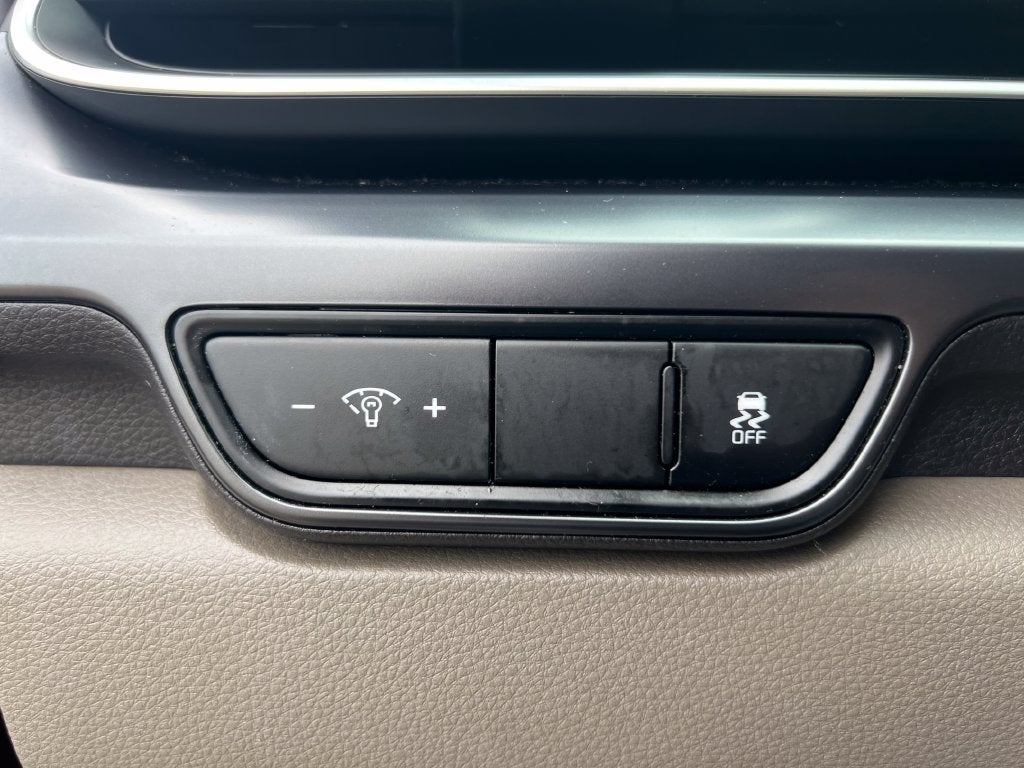 2025 Kia Carnival LXS