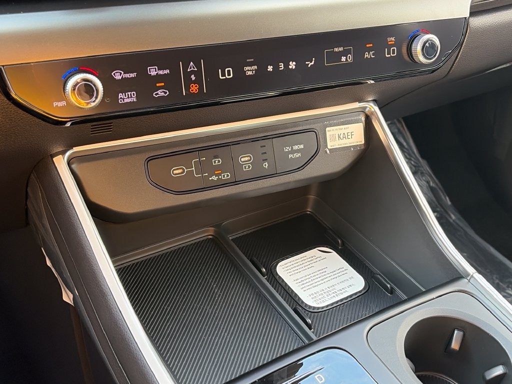 2027 Kia Carnival Hybrid EX