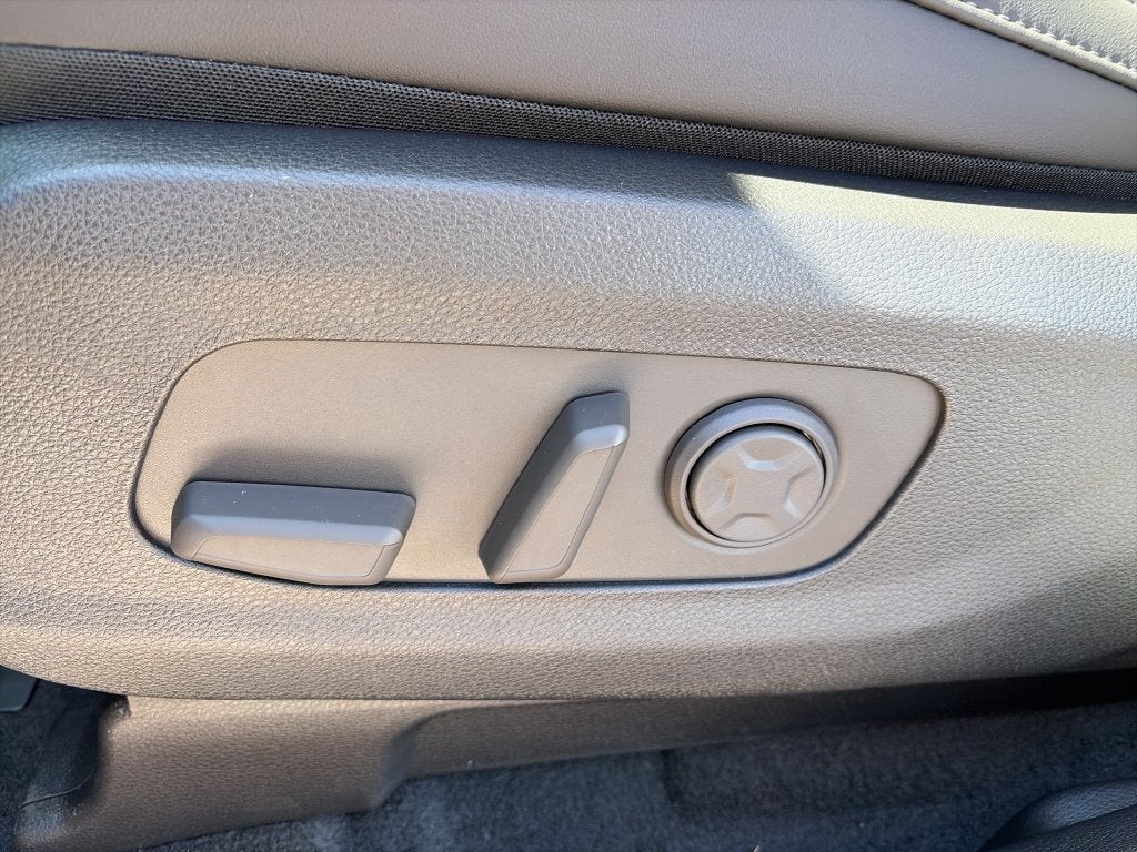 2027 Kia Carnival Hybrid EX