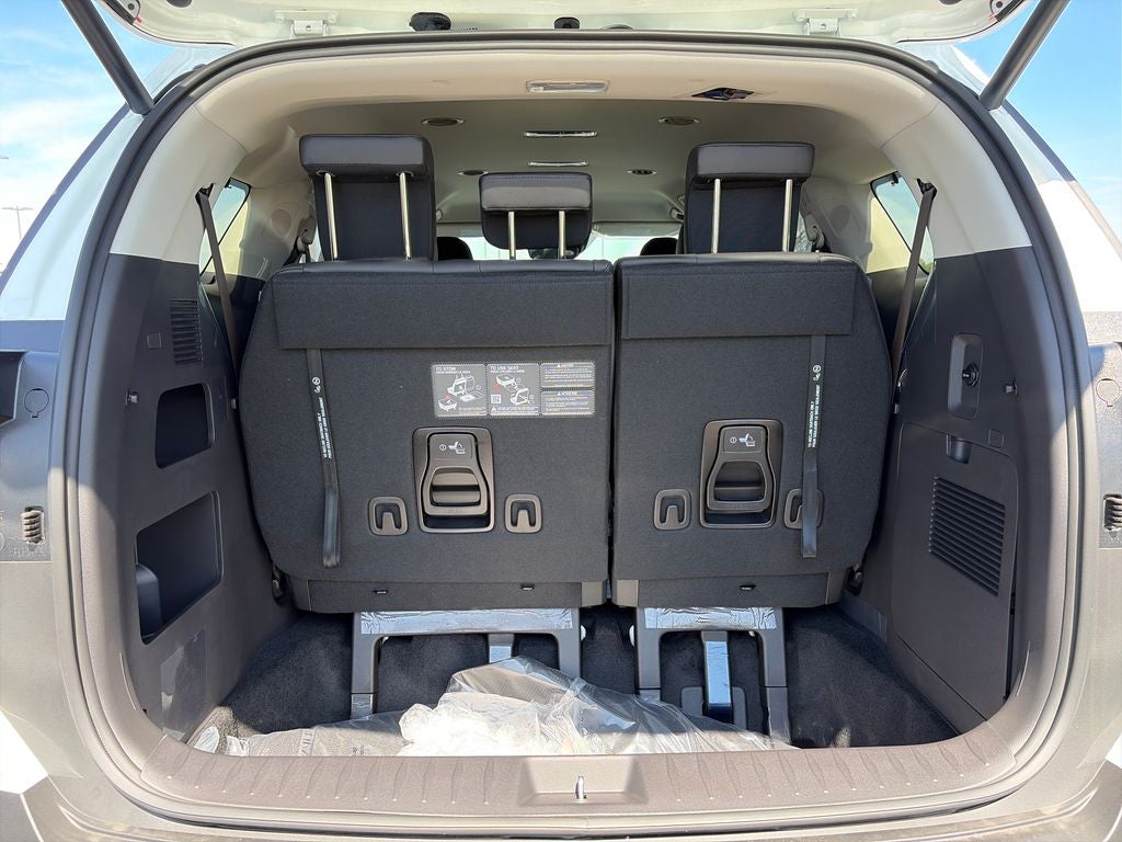 2027 Kia Carnival Hybrid EX