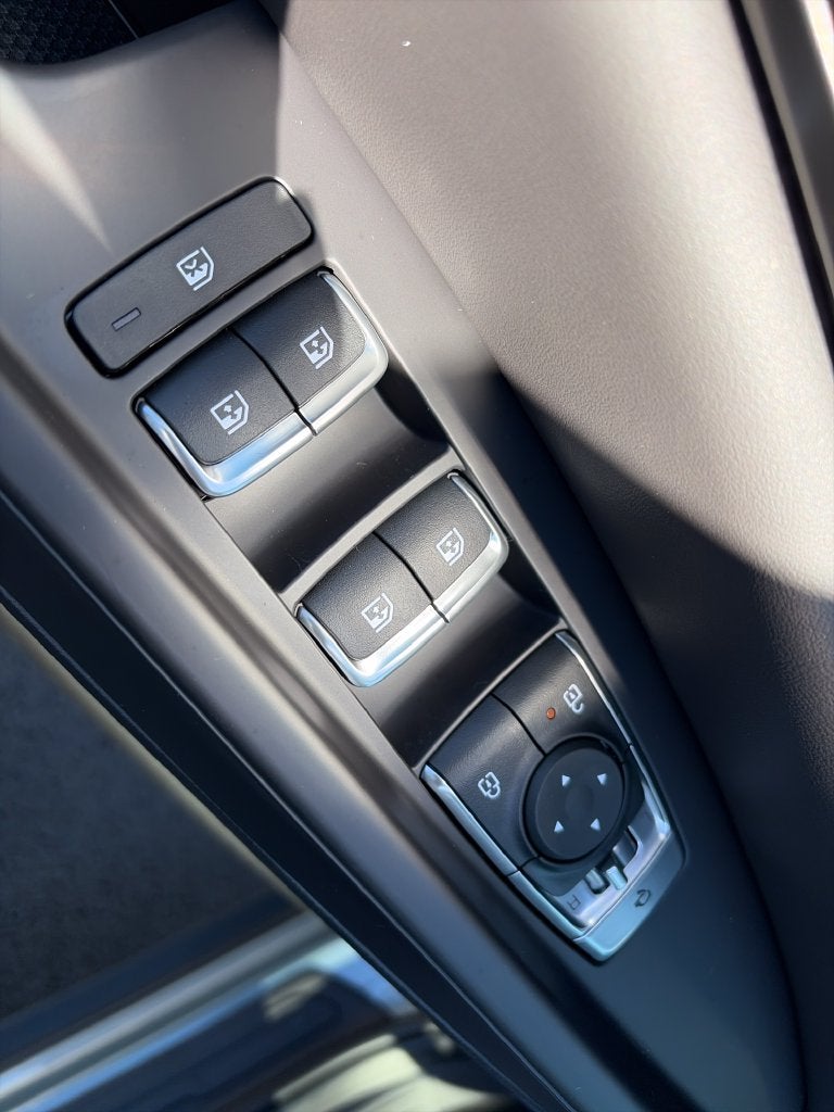 2027 Kia Carnival SX