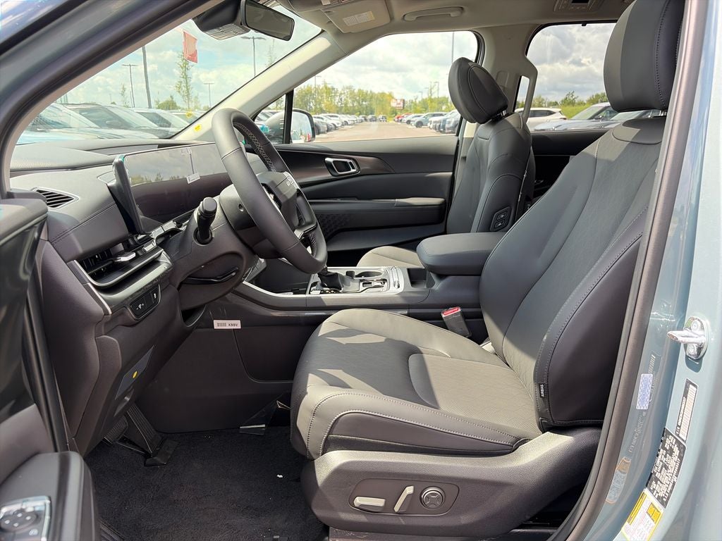 2027 Kia Carnival SX