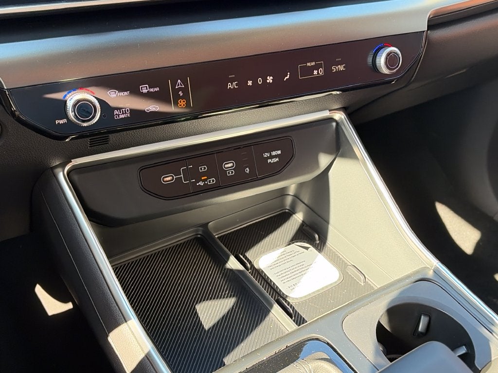 2027 Kia Carnival SX