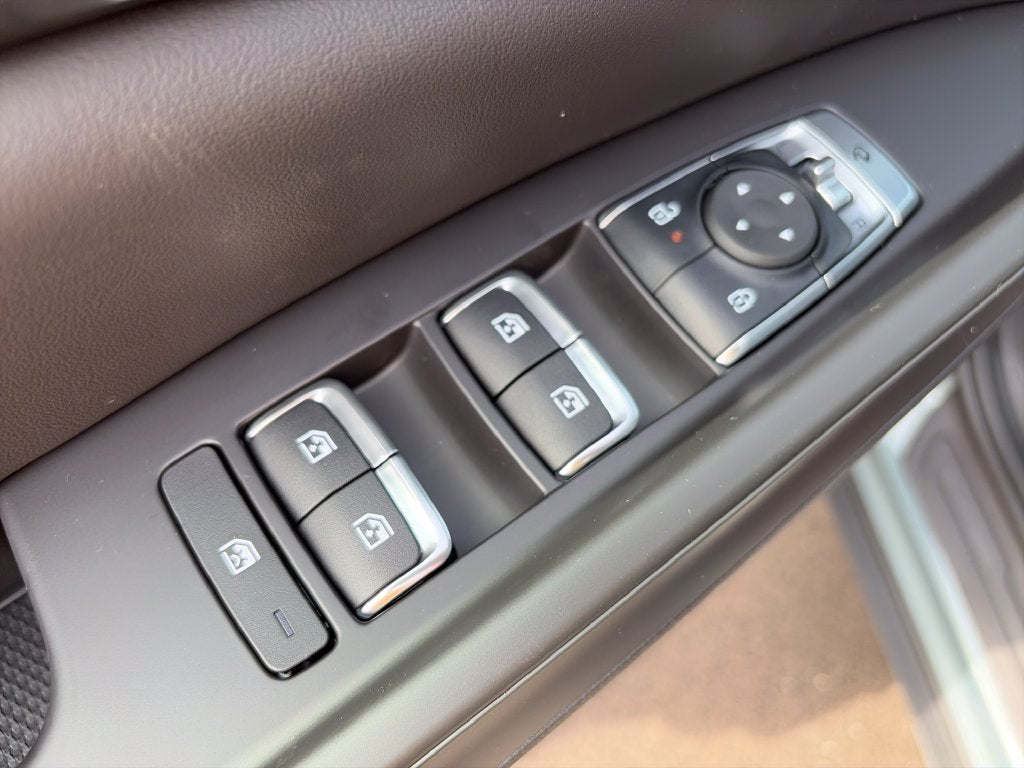 2027 Kia Carnival Hybrid SX