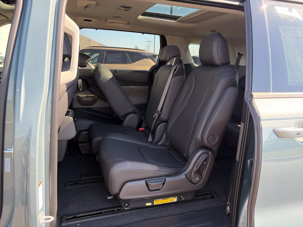 2027 Kia Carnival Hybrid SX