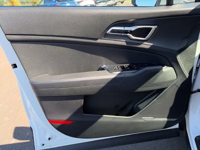 2027 Kia Sportage Hybrid LX