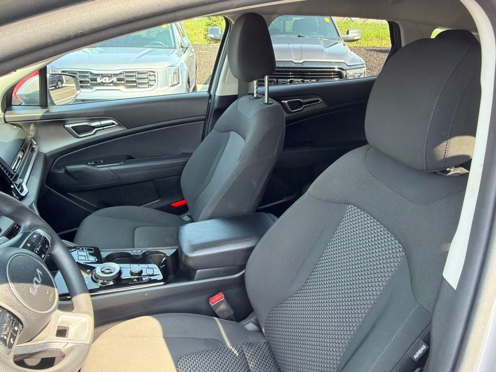 2023 Kia Sportage Hybrid LX