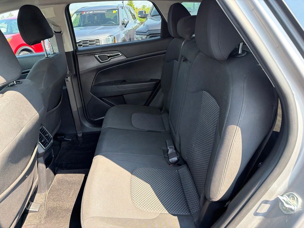 2023 Kia Sportage Hybrid LX
