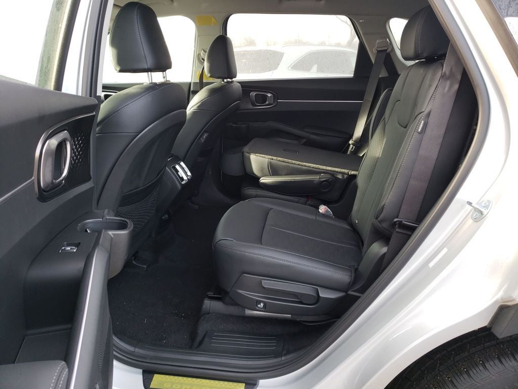 2025 Kia Sorento Hybrid EX