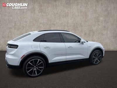 2024 Porsche Macan Electric 4