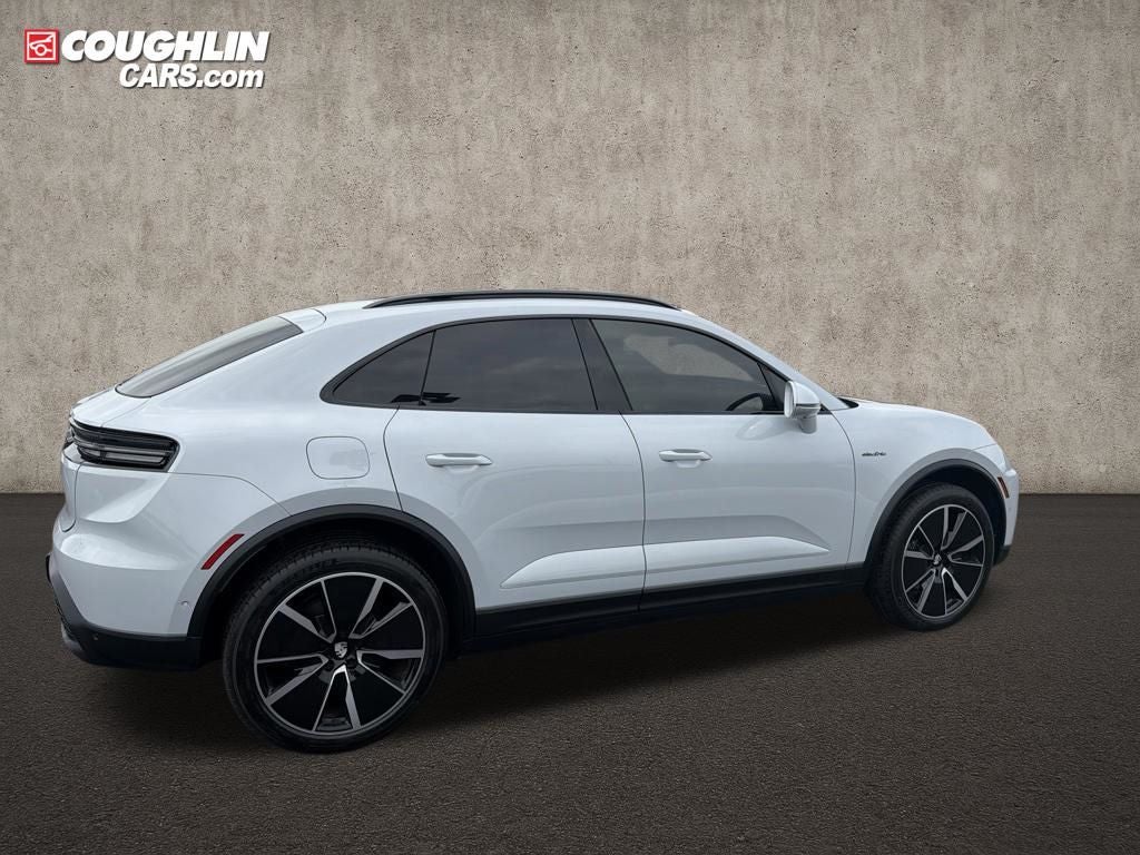 2024 Porsche Macan Electric 4