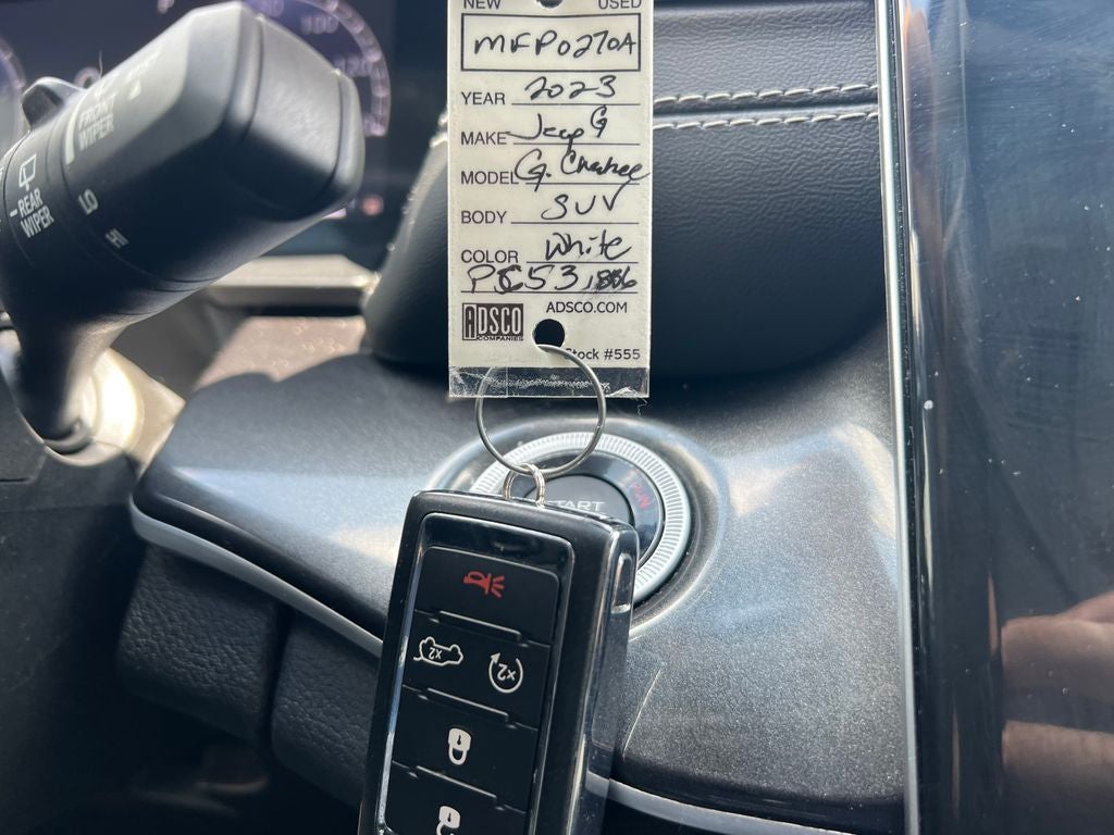 2023 Jeep Grand Cherokee Laredo