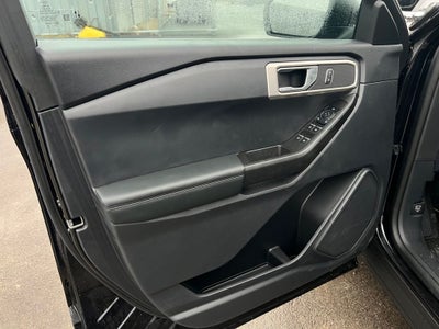 2025 Ford Utility Police Interceptor Base