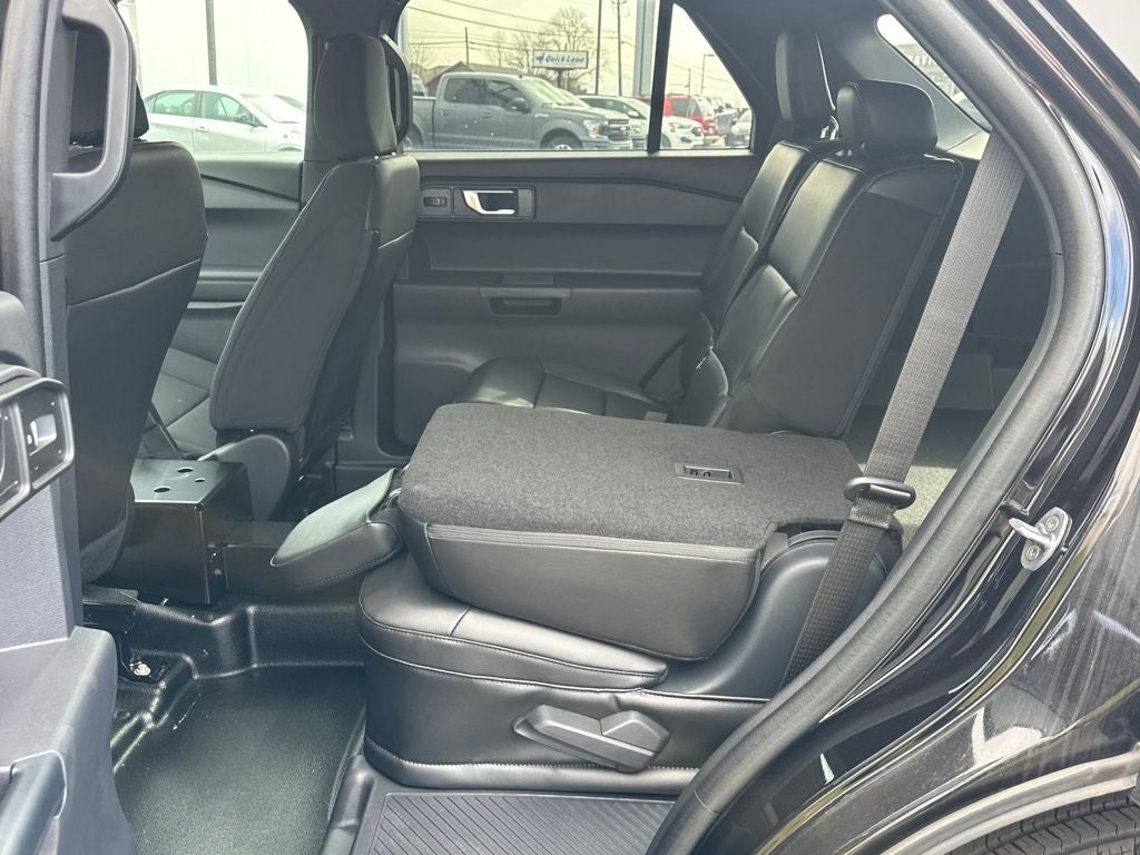 2025 Ford Utility Police Interceptor Base