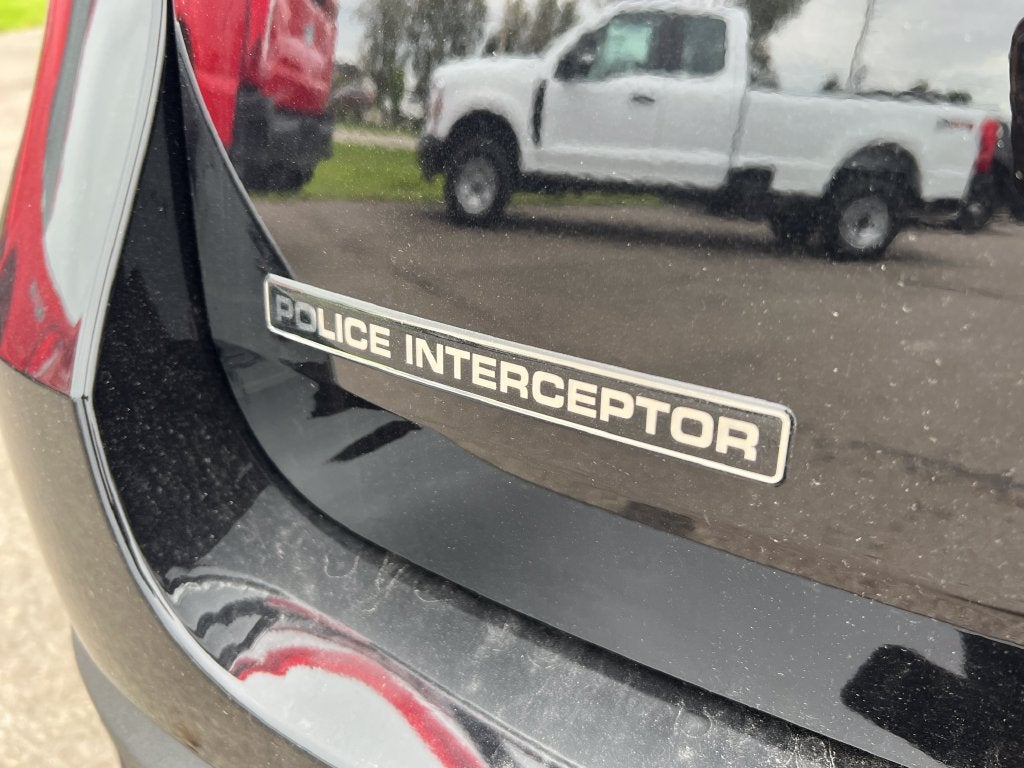2027 Ford Utility Police Interceptor Base