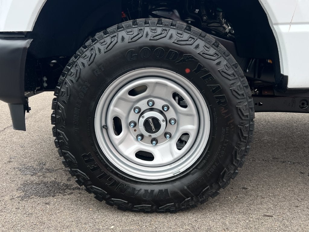 2027 Ford F-250SD XL