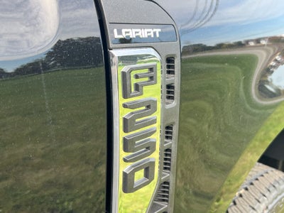 2027 Ford F-250SD Lariat