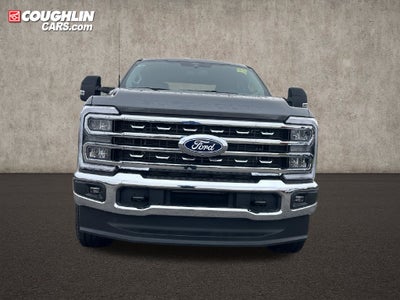 2027 Ford F-350SD Lariat