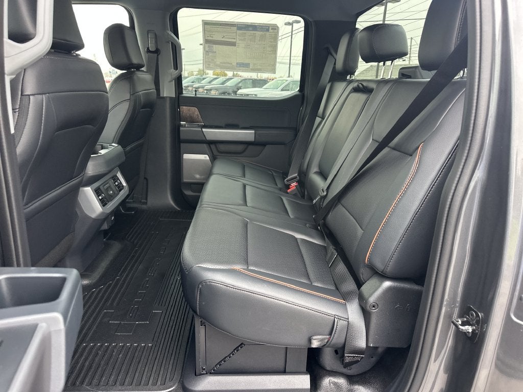 2027 Ford F-350SD Lariat