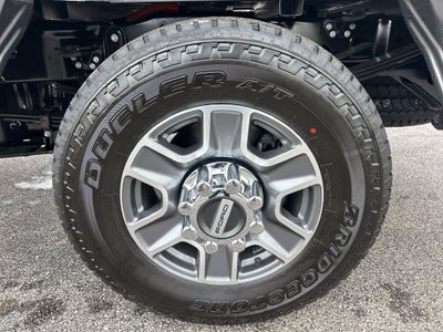 2027 Ford F-350SD Lariat