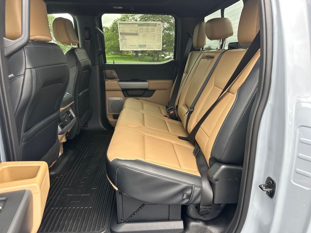 2026 Ford F-450SD Lariat DRW