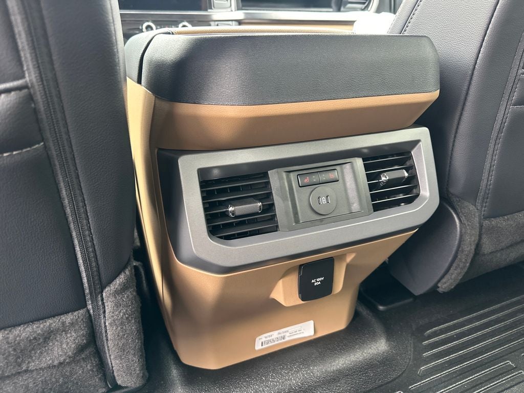 2026 Ford F-450SD Lariat DRW