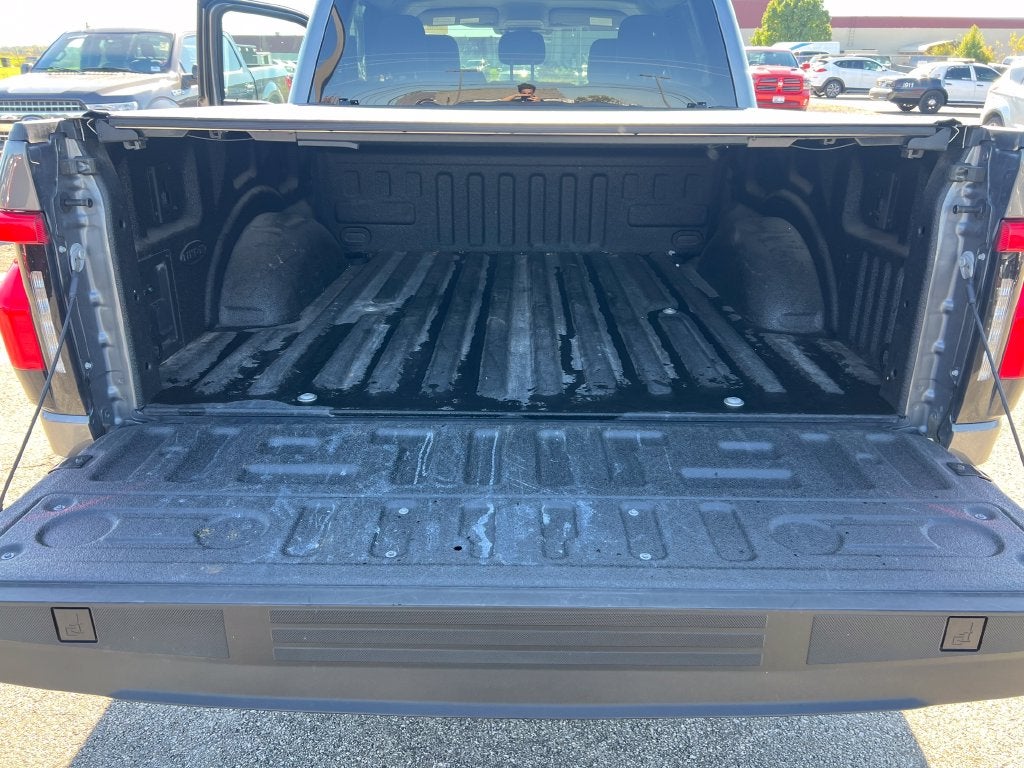 2023 Ford F-150 Lightning XLT