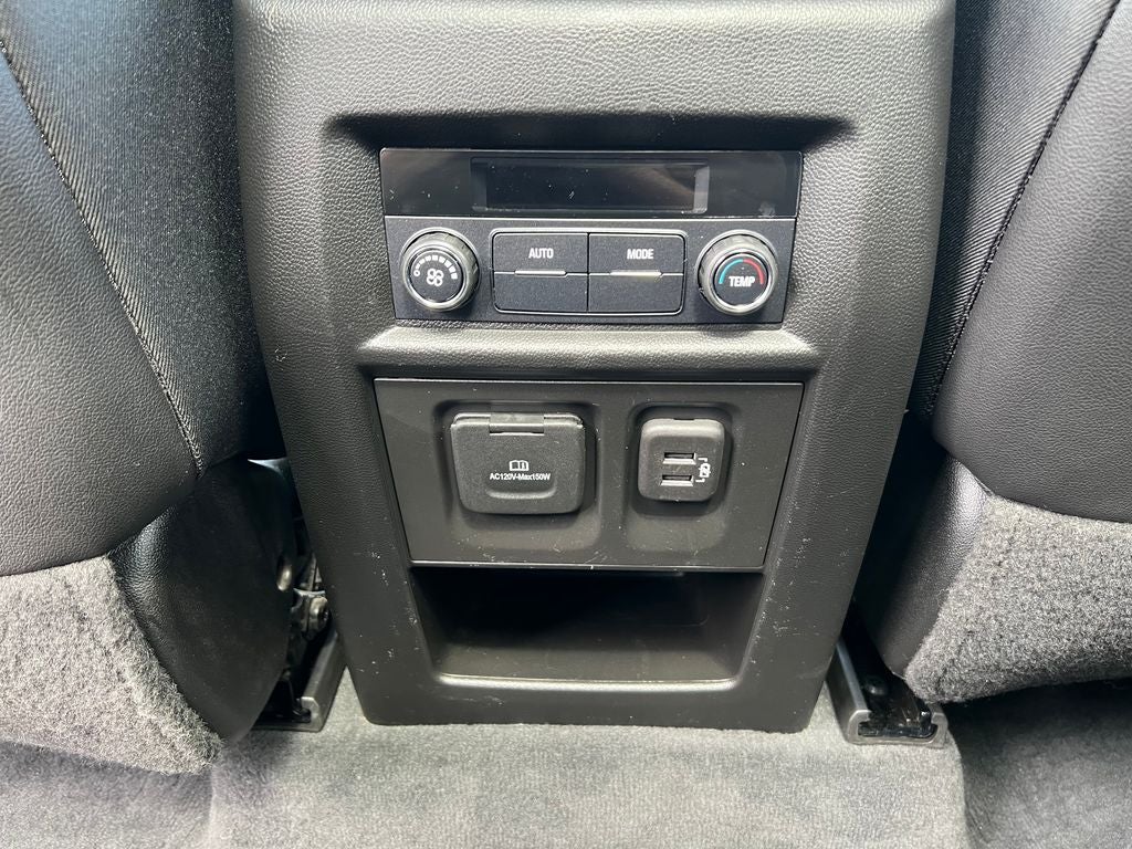 2022 Chevrolet Traverse RS